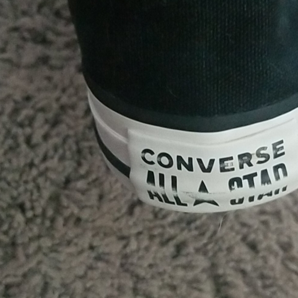 Converse - Picture 9 of 16